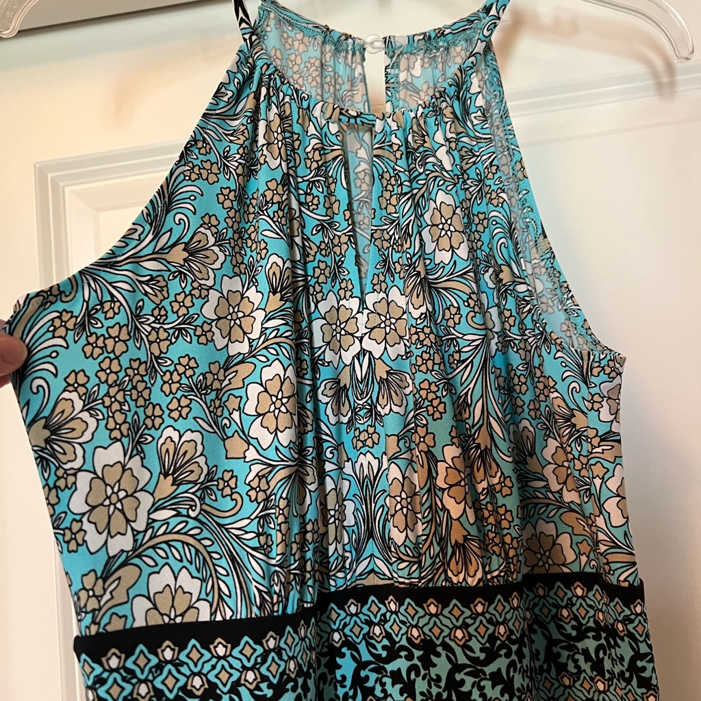London Times Maxi Dress Previously Owned London Times Maxi Dress Previously Owned